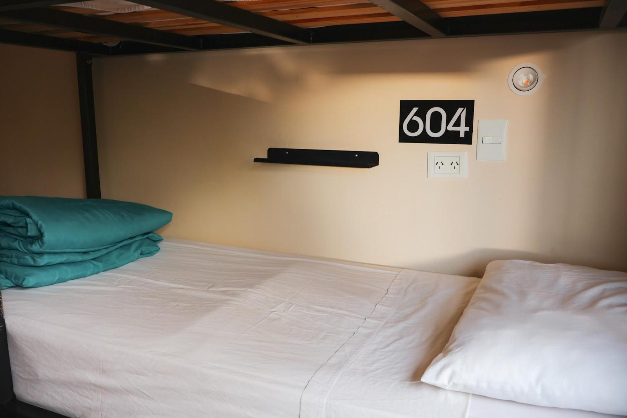 Hostal Folk *